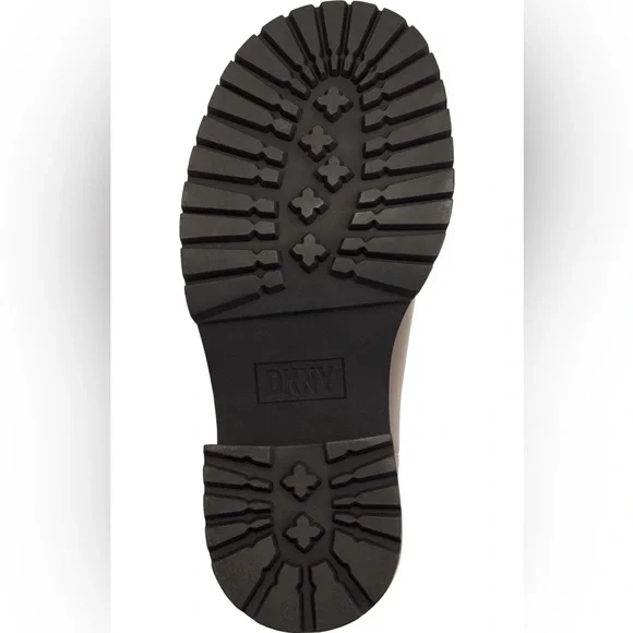 DKNY Women's Patria Pull-On Chelsea Booties- Size 6 - Picture 3 of 11